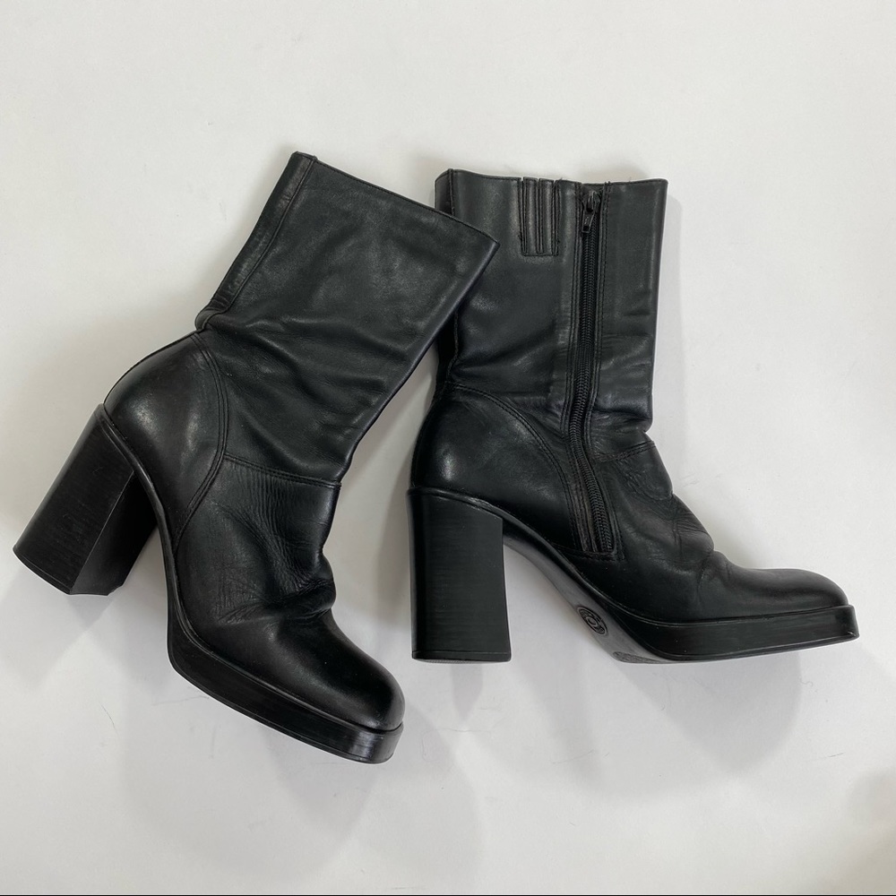 Vintage X Steve Madden 90s FANTASY chunky heeled platform black leather boots - Picture 2 of 10